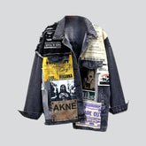 Patchwork-Jeansjacke mit Poster-Print